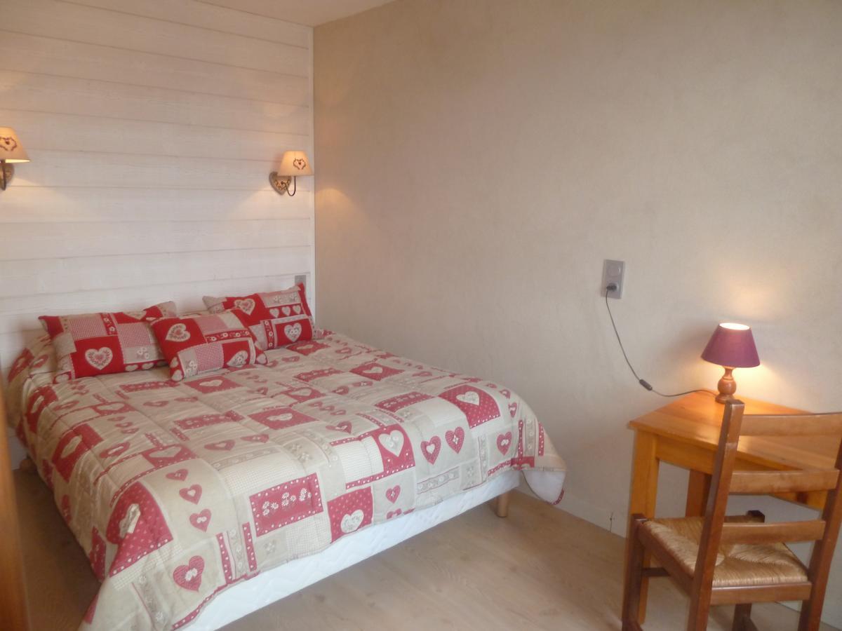 Auberge Le Sillet Longcochon Kamer foto